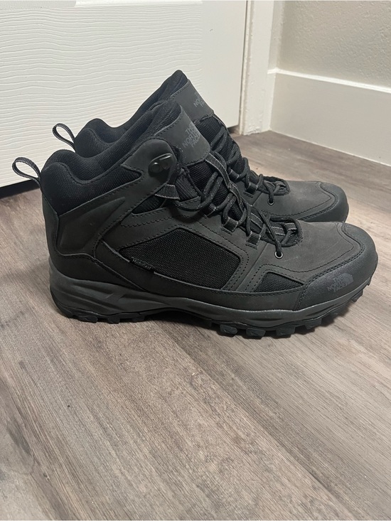 The North Face Other - TheNorthFace Men’s HydroSeal Waterproof Mid-Cut Boots. Size 10.5. Like new.